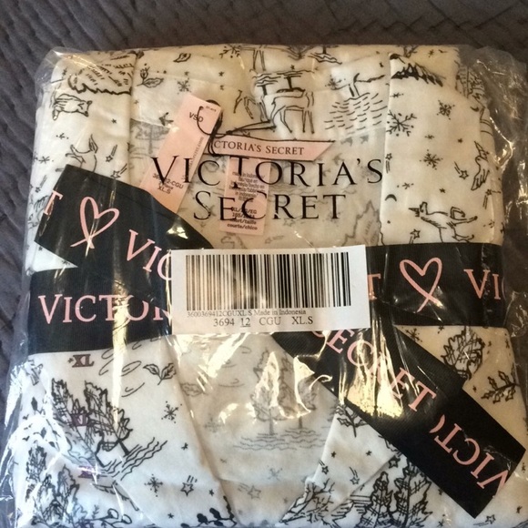 Victoria secret XL short pajama set brand new - Picture 3 of 4